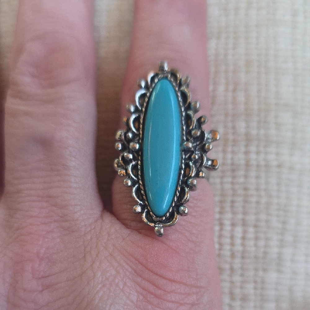 Vintage Silver Ring with Turquoise Stone